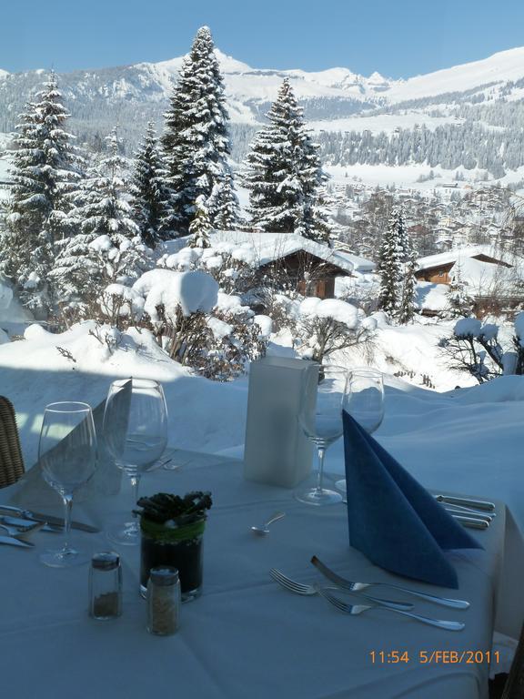 Hotel Cresta Φιλμς Εξωτερικό φωτογραφία