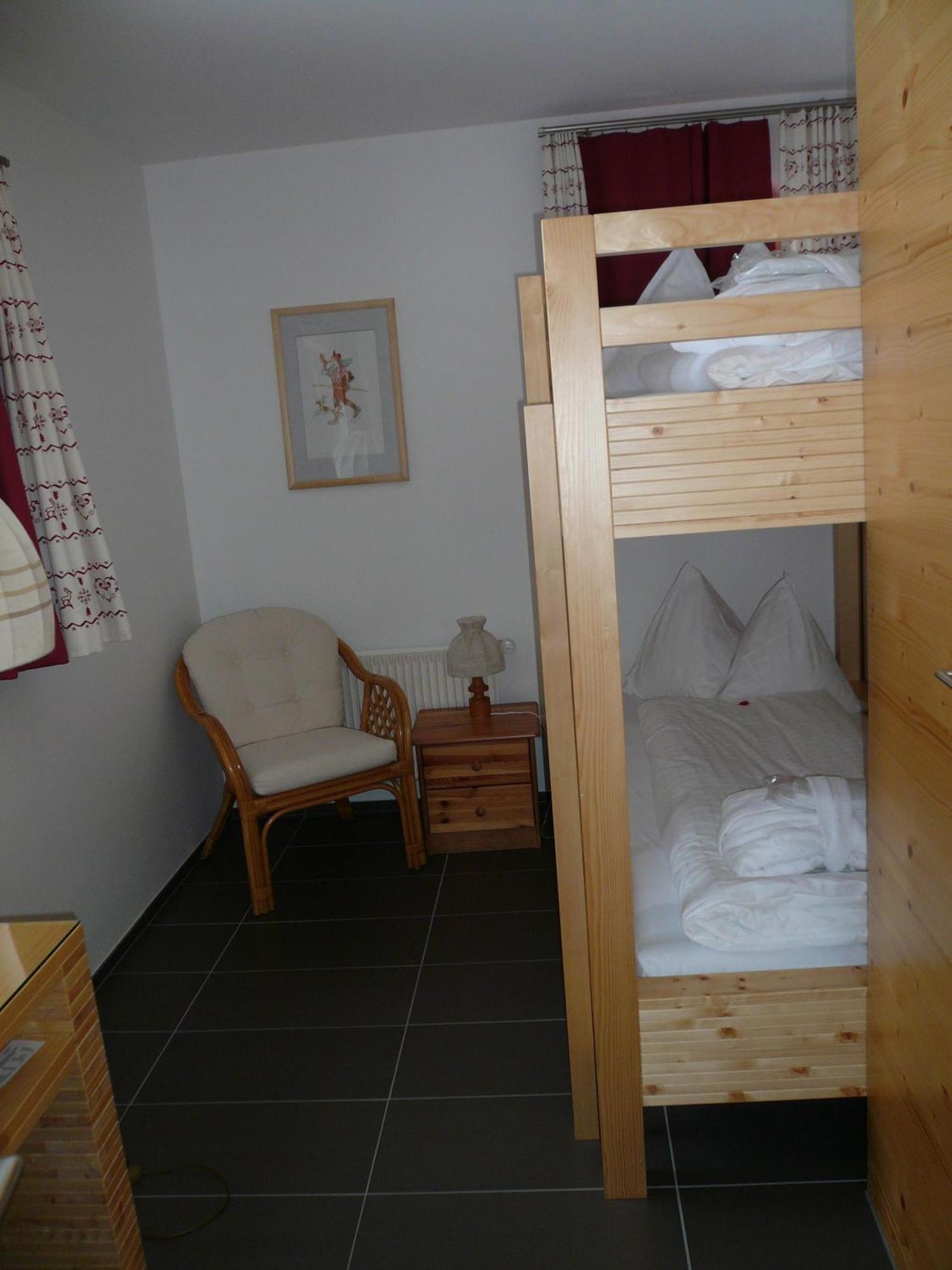 Hotel Cresta Φιλμς Δωμάτιο φωτογραφία