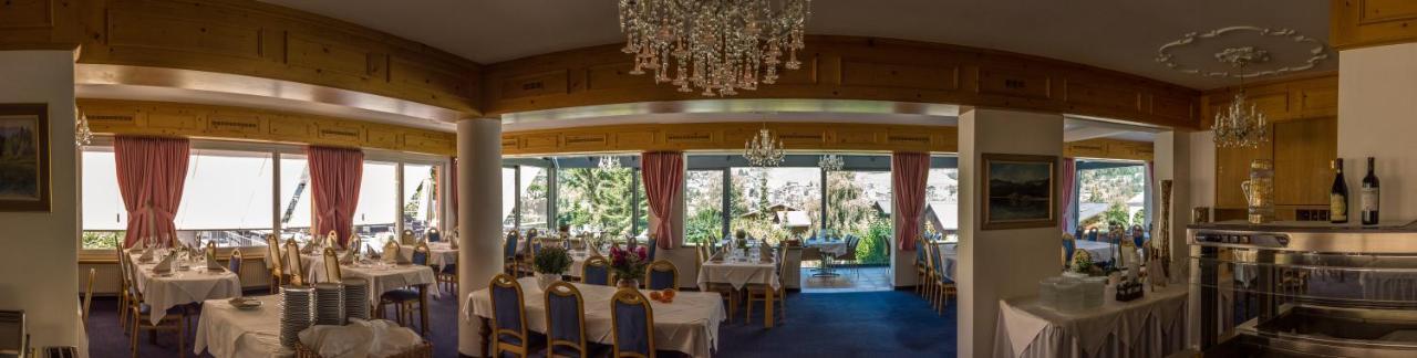 Hotel Cresta Φιλμς Εξωτερικό φωτογραφία