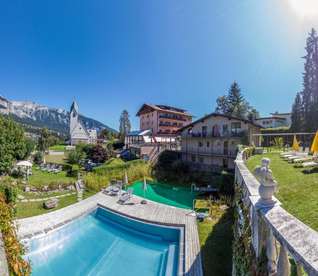 Hotel Cresta Φιλμς Εξωτερικό φωτογραφία